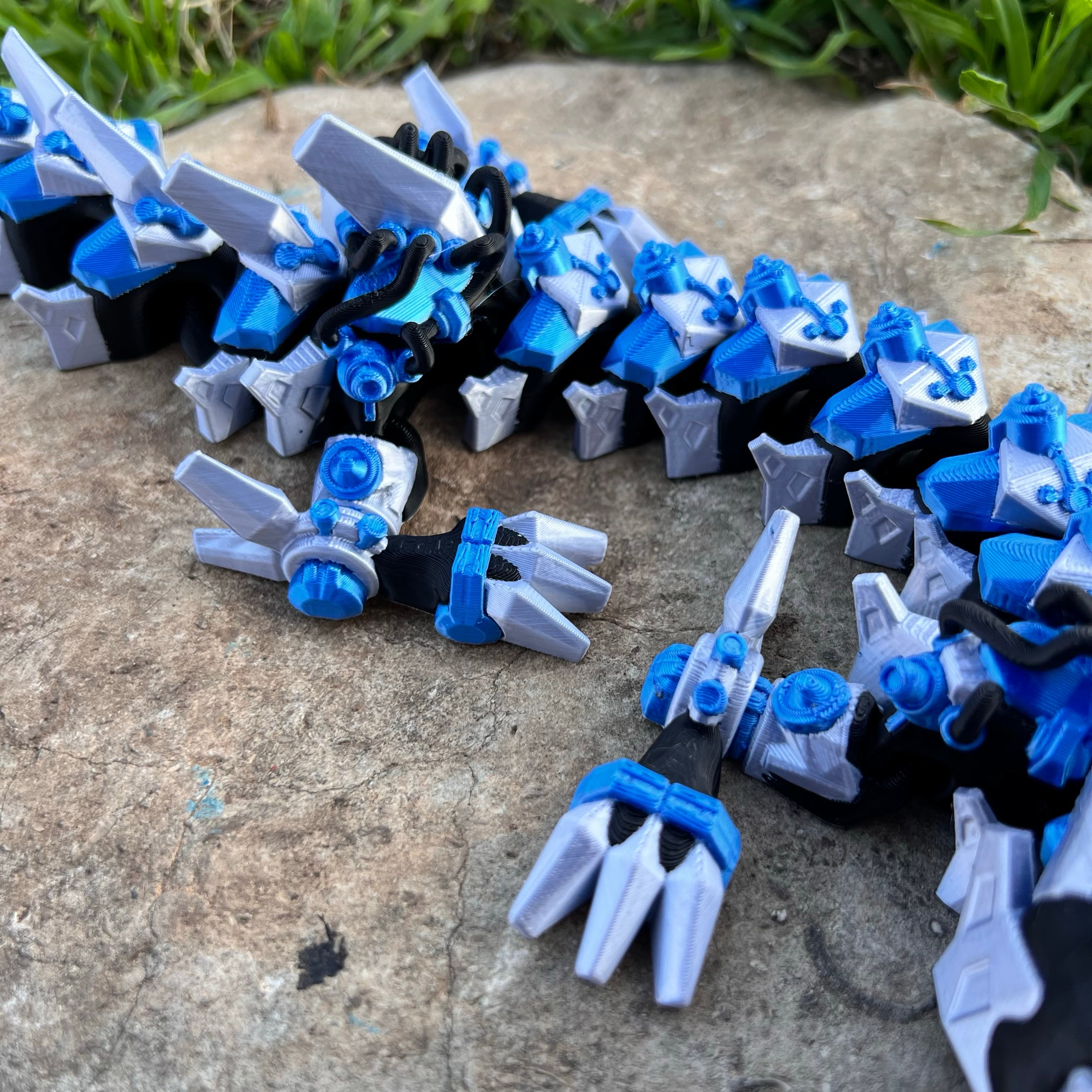 Articulated CyberFang Dragon – Wächter der Zukunft | Wunschgröße & Farbe